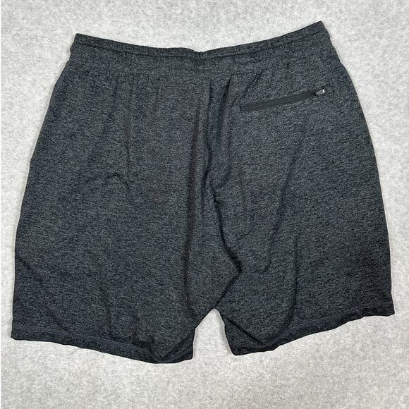 Vuori Mens Ponto Performance Short - Picture 2 of 7